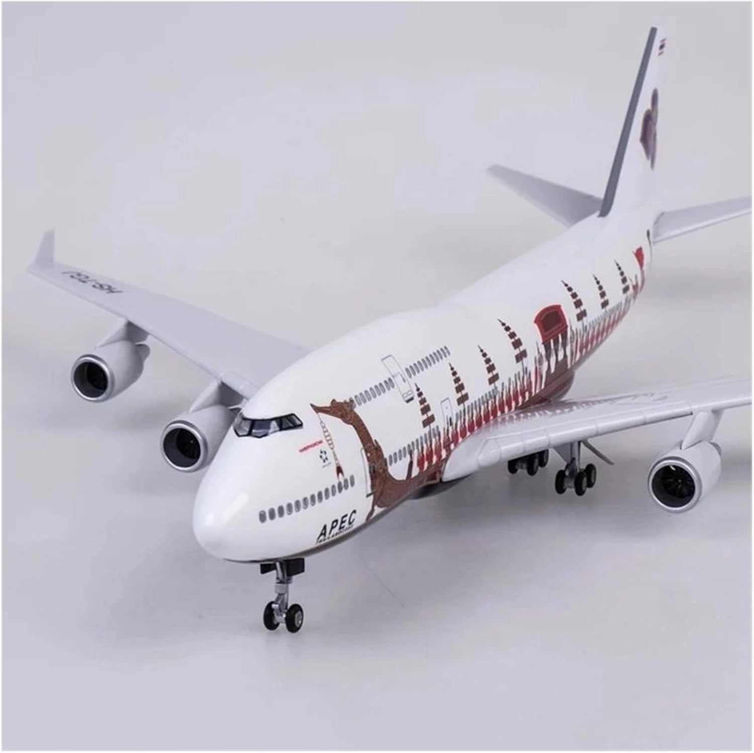 1 150 Scale for Boeing 747 Plane Model Thai Dragon Boat Airplane Resin Aircraft Model Collection Display Model Airplanes Miniatures Toy's Set(with Light)