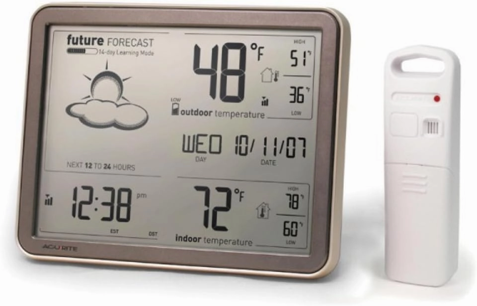 AcuRite 75077A3M Self-Learning Forecast Wireless Weather Station with Large Display and Atomic Clock, Black
