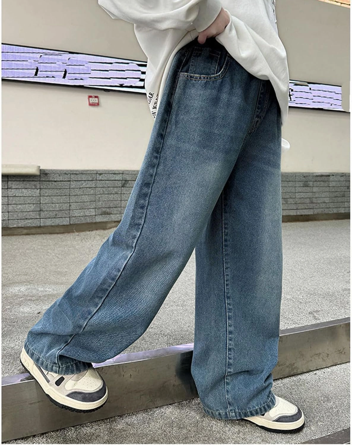 Boy's Baggy Jeans Elastic Waist Pull On Denim Pants Classic Straight Wide Leg Jeans for Kids 6-14 Years