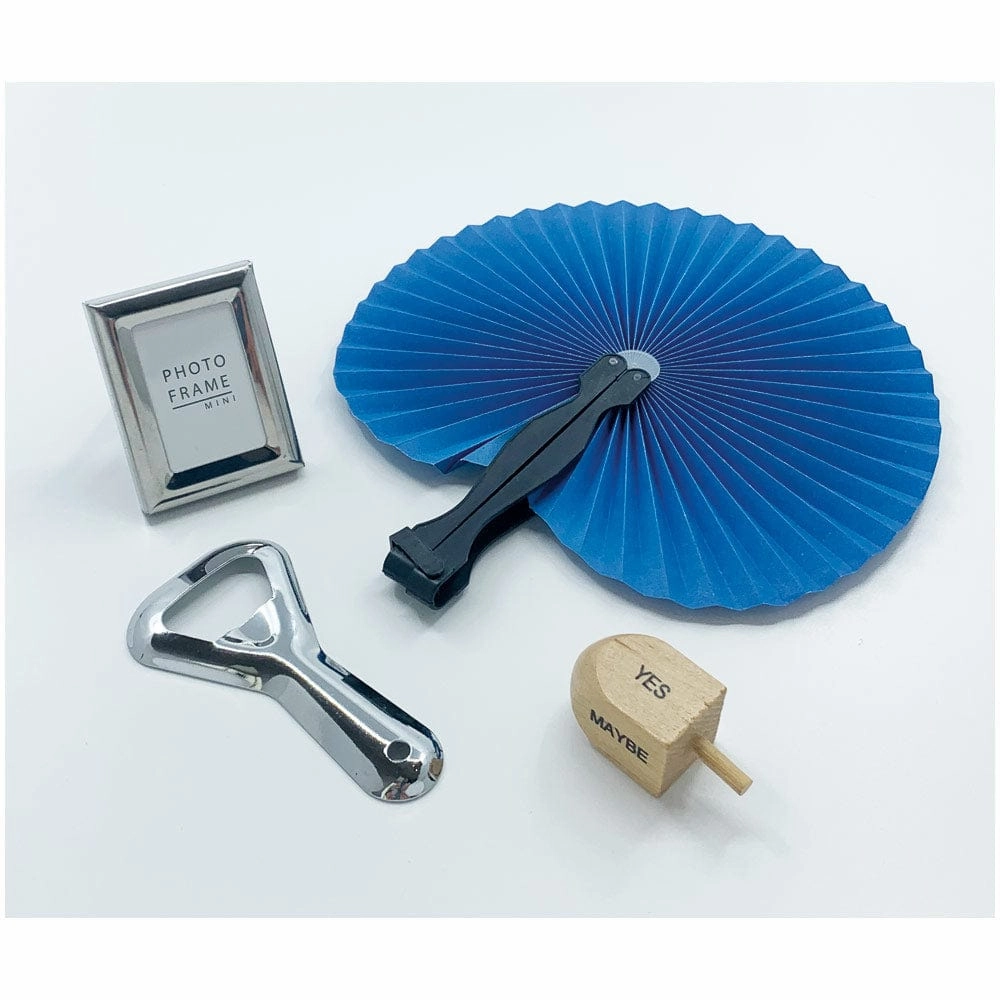 Breton Stripe Celebration Crackers - 8 Per Box