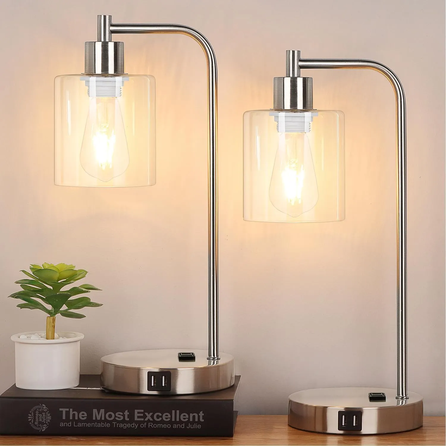 ChargeBright Pro™ Table Lamp