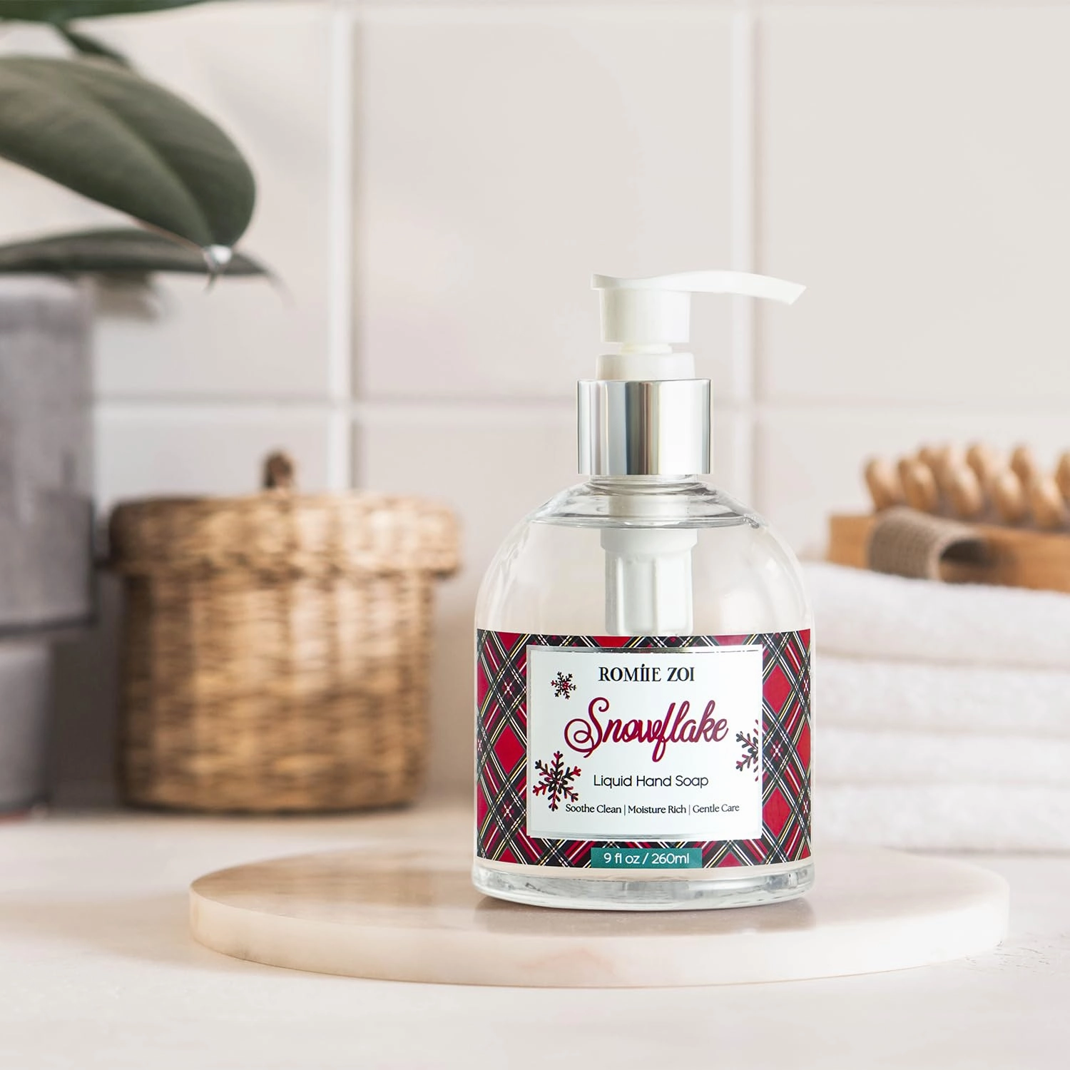 Christmas Liquid Hand Soap with Gift Box - 260ml/ 9 fl. Oz - Variety Pack of 3（Scottish Tartan，Holly Jolly,' Tis The Season）