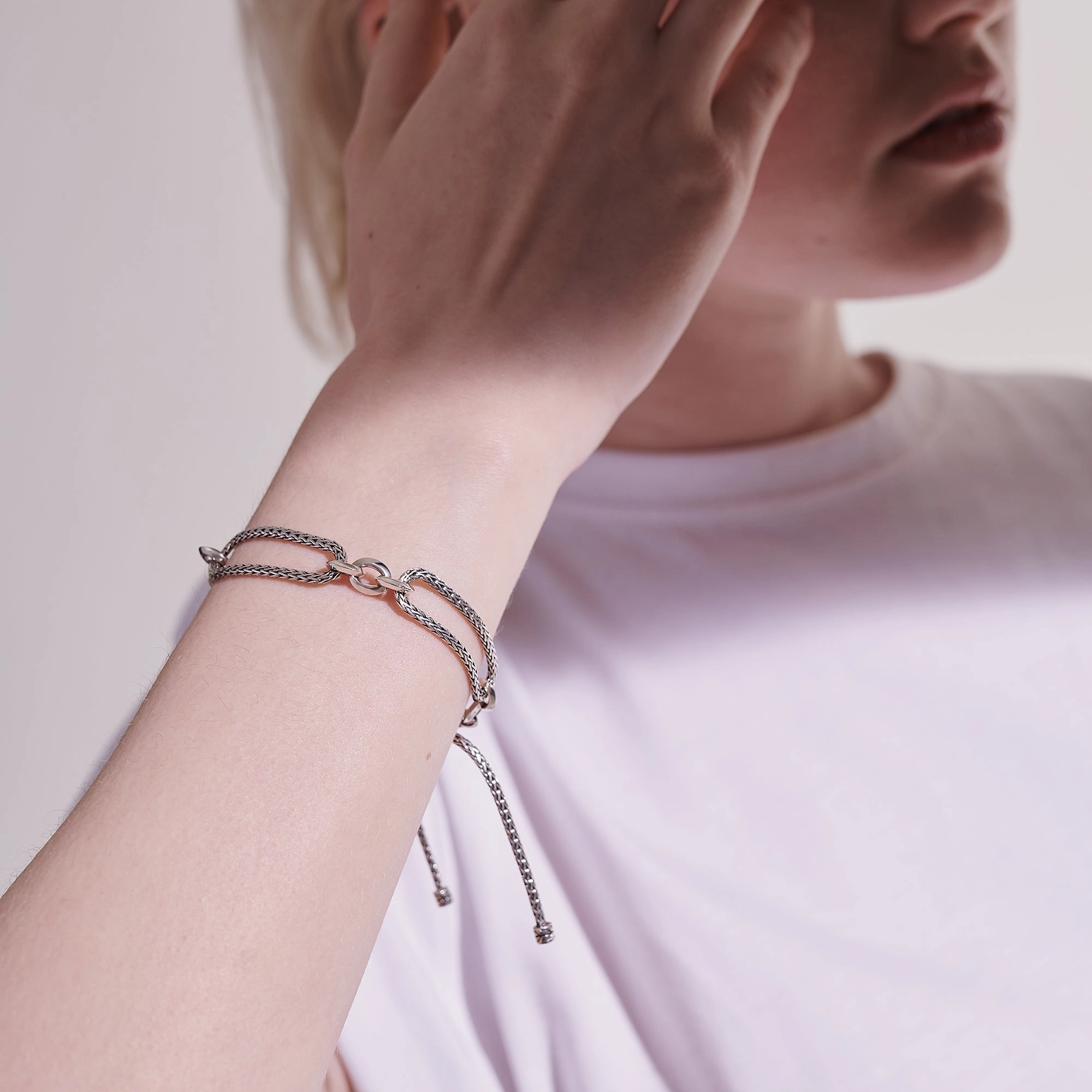 Classic Chain Link Pull Through Bracelet