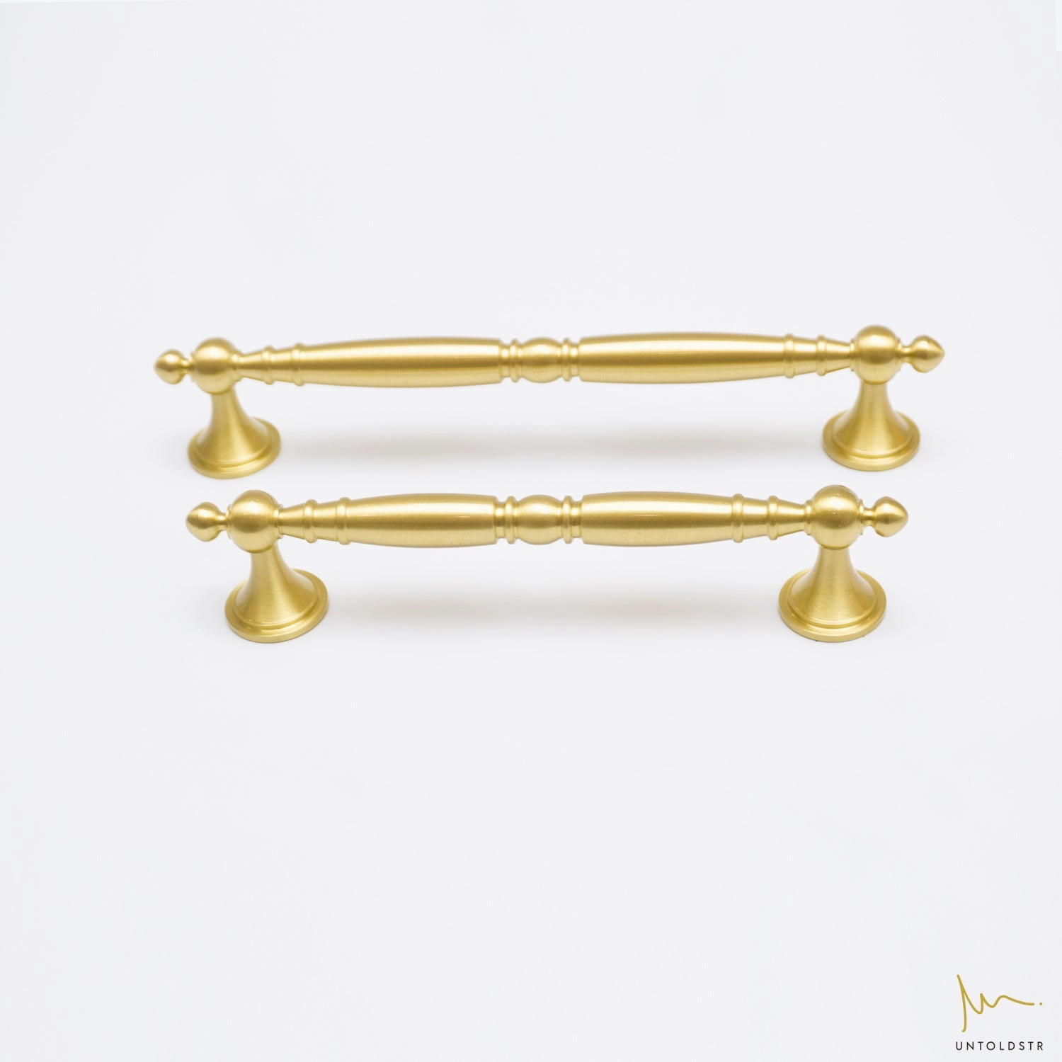 CLAUDIA - GOLD / G03