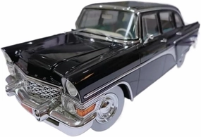 Die Cast Vehicle 1/18 for GAZ13 Chaika 1959 Sedan Vintage Car Resin Car Model Collection Classic Design Sedan Car Model Mini Cars Replica