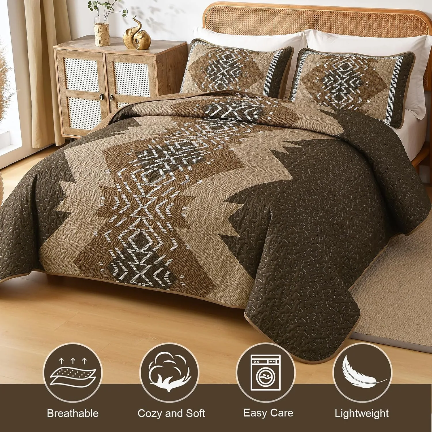 Dintszyayue Brown Quilt Set King Size Boho Aztec Texture Bedspread Coverlet Set 3 Piece Soft Lightweight Bedding Set Geometric Bohemian Bedspread with 2 Pillowcases(Dark Brown,90"x103")