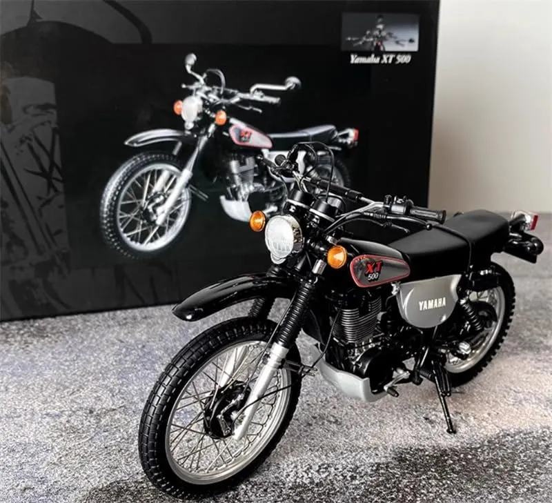 FloZ for Minichamps for Yamaha for XT 500 1986 Motorcycle Black 1:12 Motorcycle Pre-Built Model