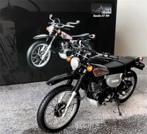 FloZ for Minichamps for Yamaha for XT 500 1986 Motorcycle Black 1:12 Motorcycle Pre-Built Model