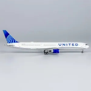 for NG Models for United Airlines for Boeing B767-400ER N77066 New Painting 1:400 Aircraft Pre-Built Model