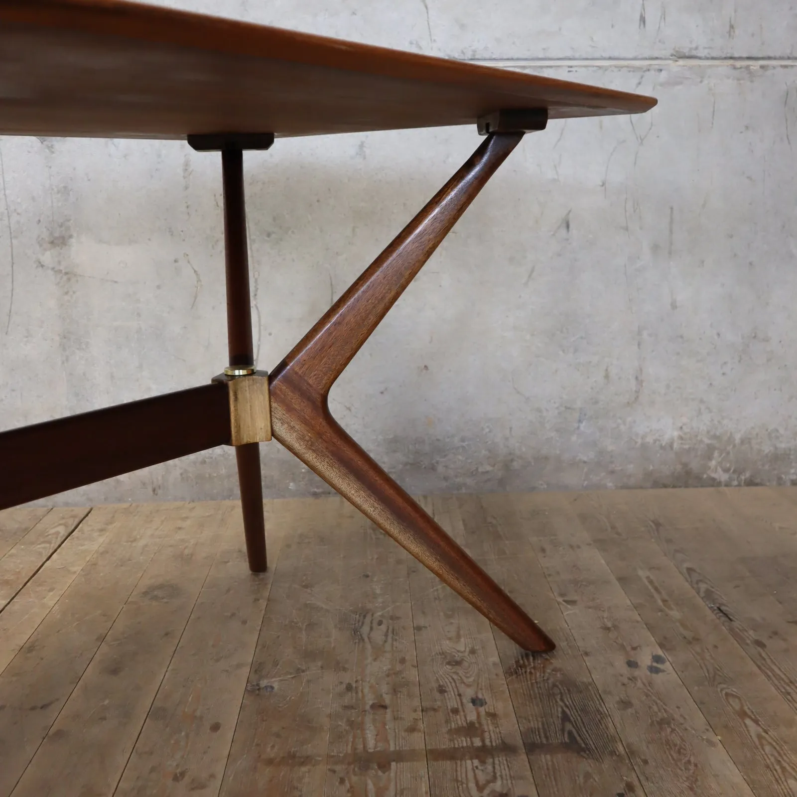 G-Plan Librenza 'Helicopter' Table / Desk - 0303f