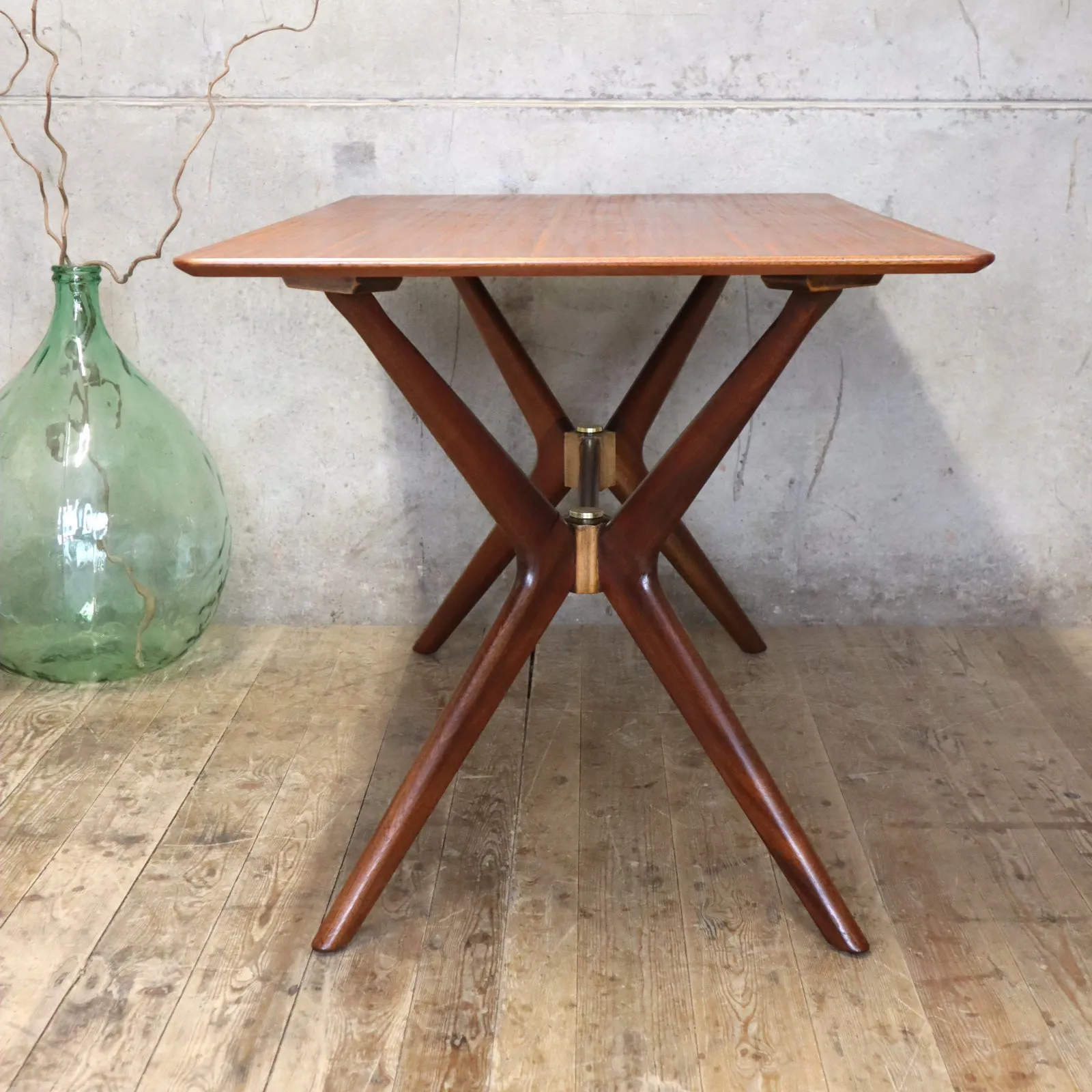 G-Plan Librenza 'Helicopter' Table / Desk - 0303f