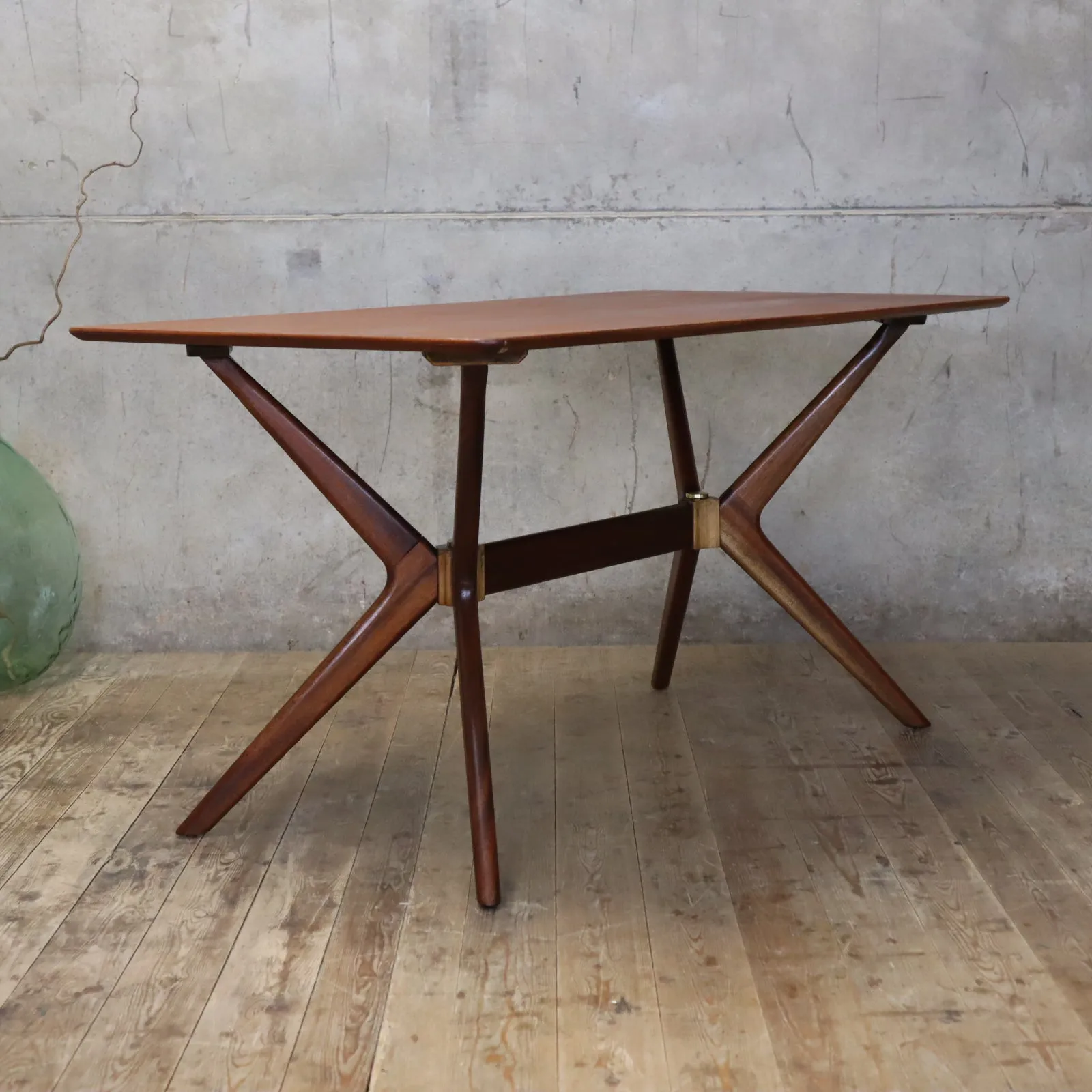 G-Plan Librenza 'Helicopter' Table / Desk - 0303f