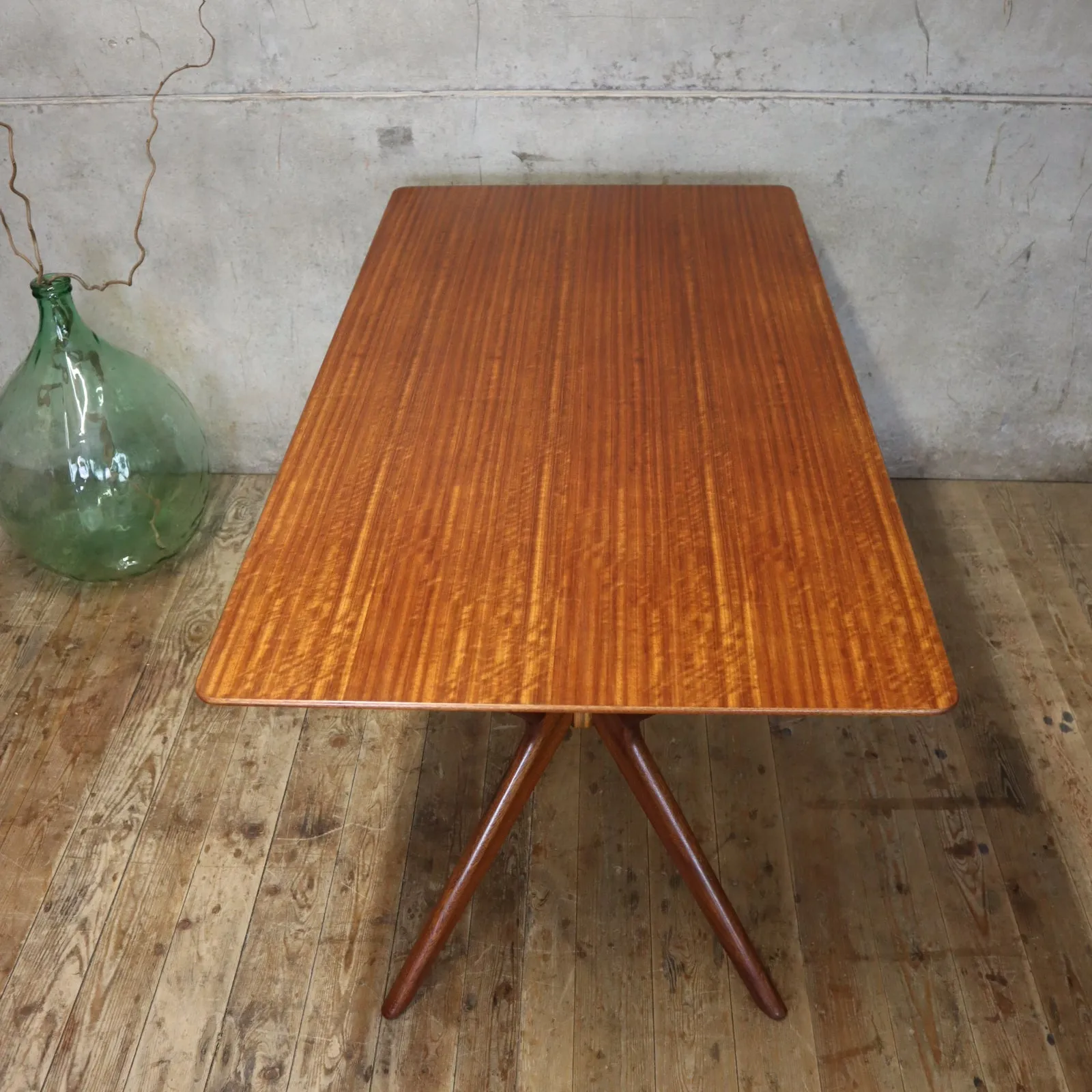 G-Plan Librenza 'Helicopter' Table / Desk - 0303f