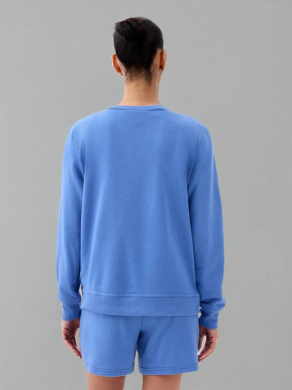 GAP Women's Pull-on Logo Crew Sweatshirt