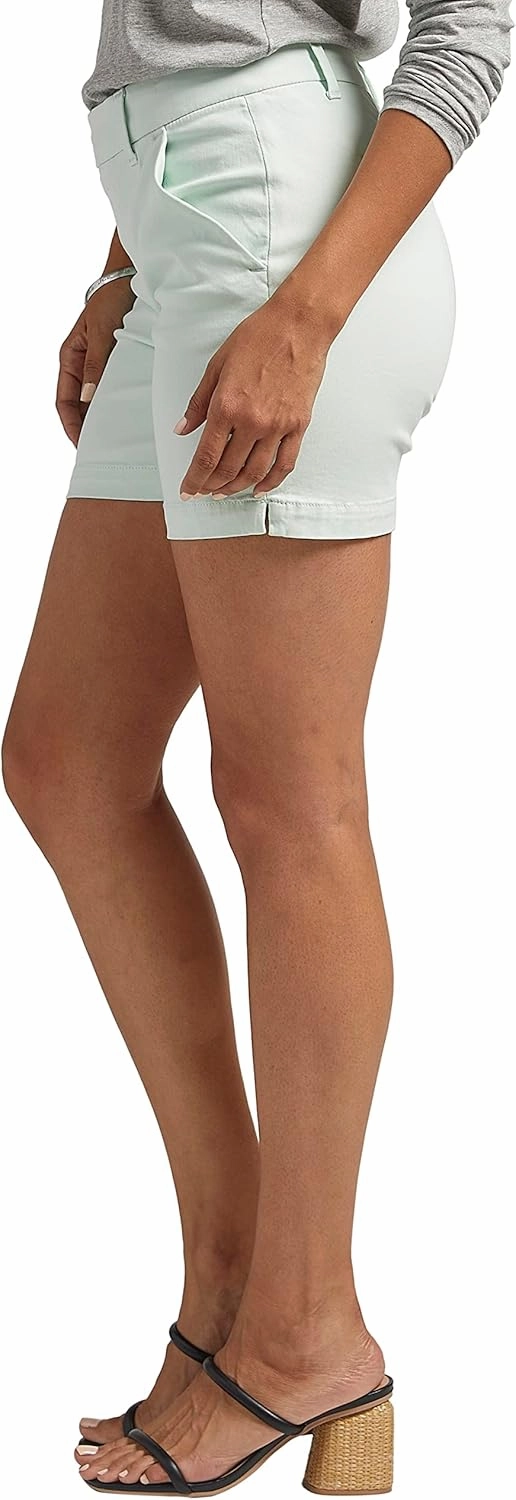 JAG Women's Maddie Mid Rise 5" Pull-on Short