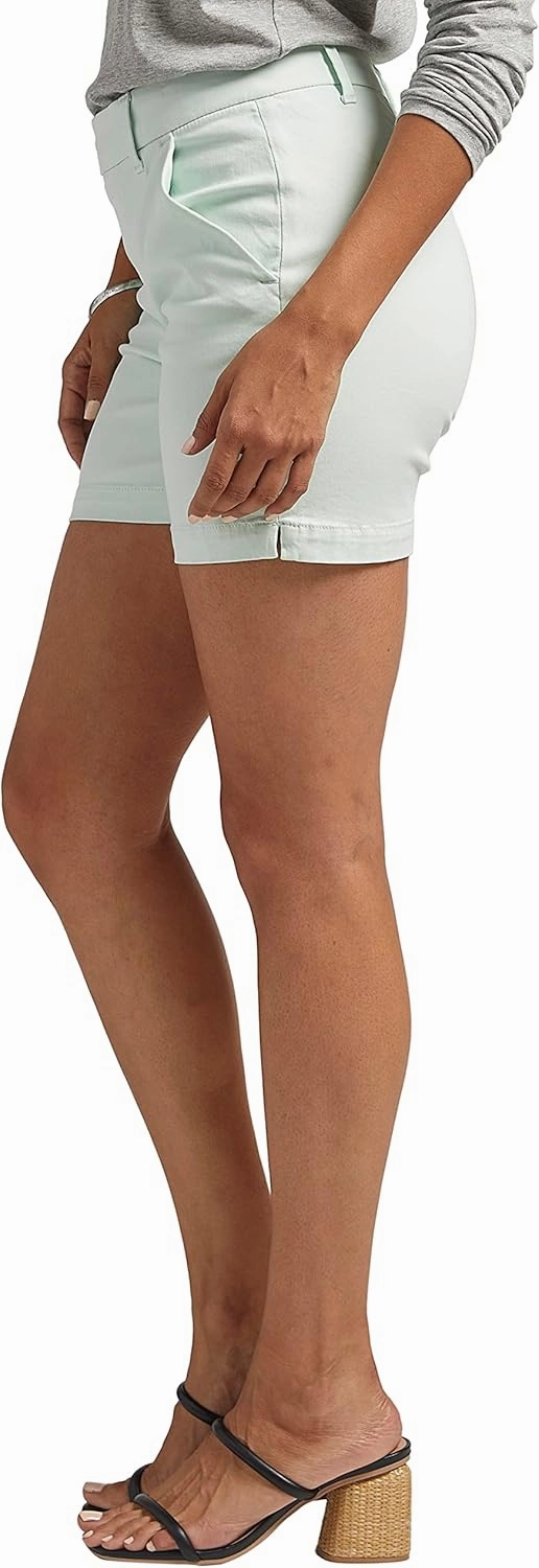 JAG Women's Maddie Mid Rise 5" Pull-on Short