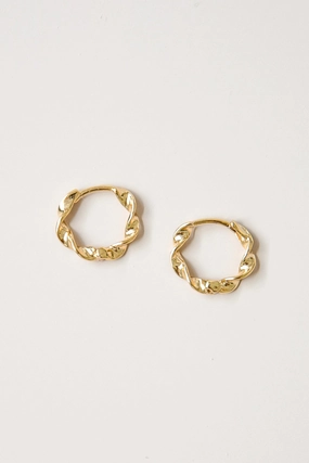 Kia Huggie Earrings