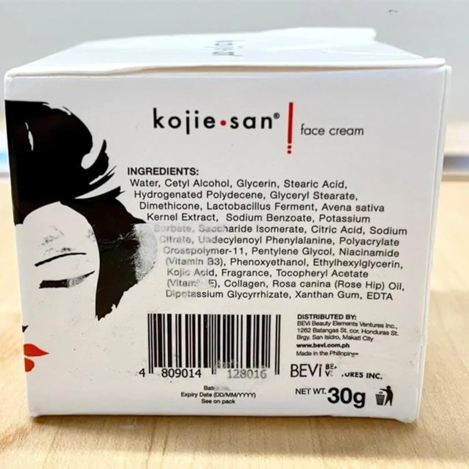 Kojie San Face & Body Complete Brightening Set - 3 x 100g Bars Soap, Body Lotion, Face Cream, Toner, and Face Cleansing Brush - 7pcs