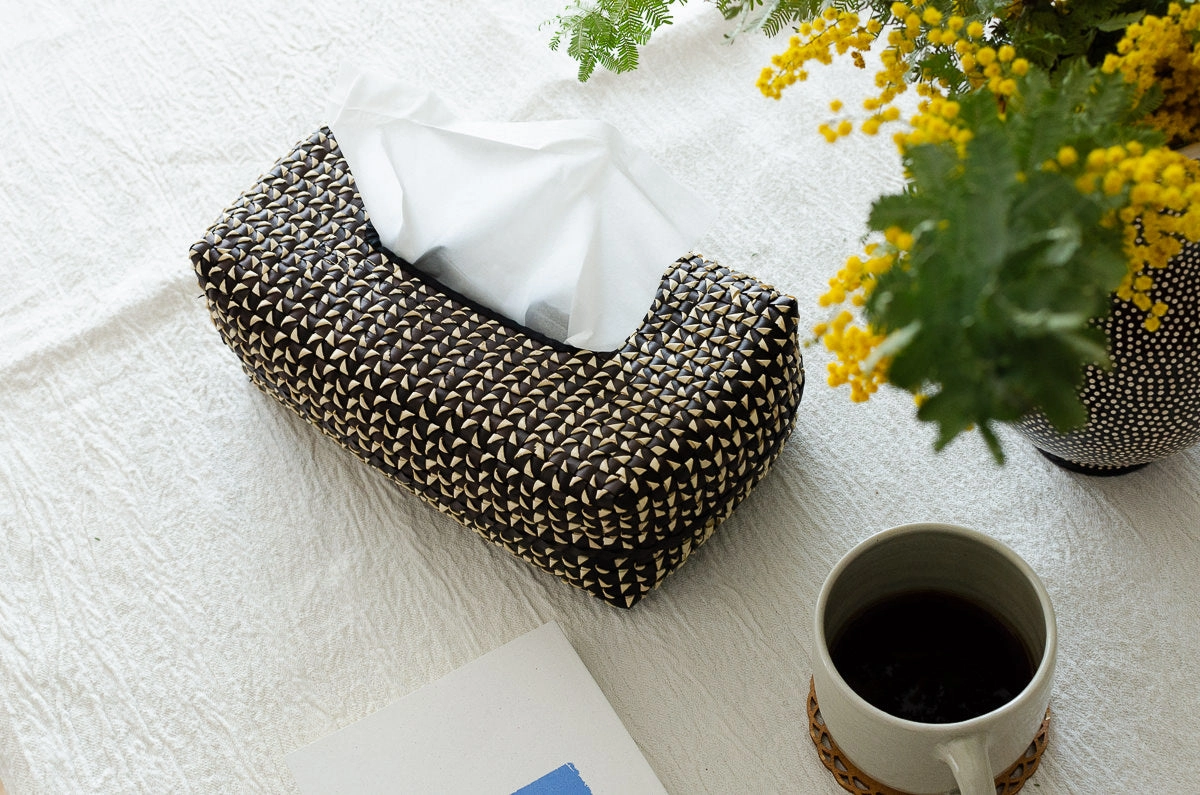 Kottan Tissue Box “Black Natural” / Palm leaf / IND 330903-3