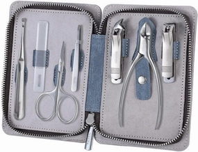 Manicure Set, Portable Nail Clipper Set, 7 Pieces Pedicure Grooming Kit for Men Women, Sharp Finger&Toe Nail Tool, Personal Care Manicure Kit with Leather Case,Nail Care Tools(Blue)