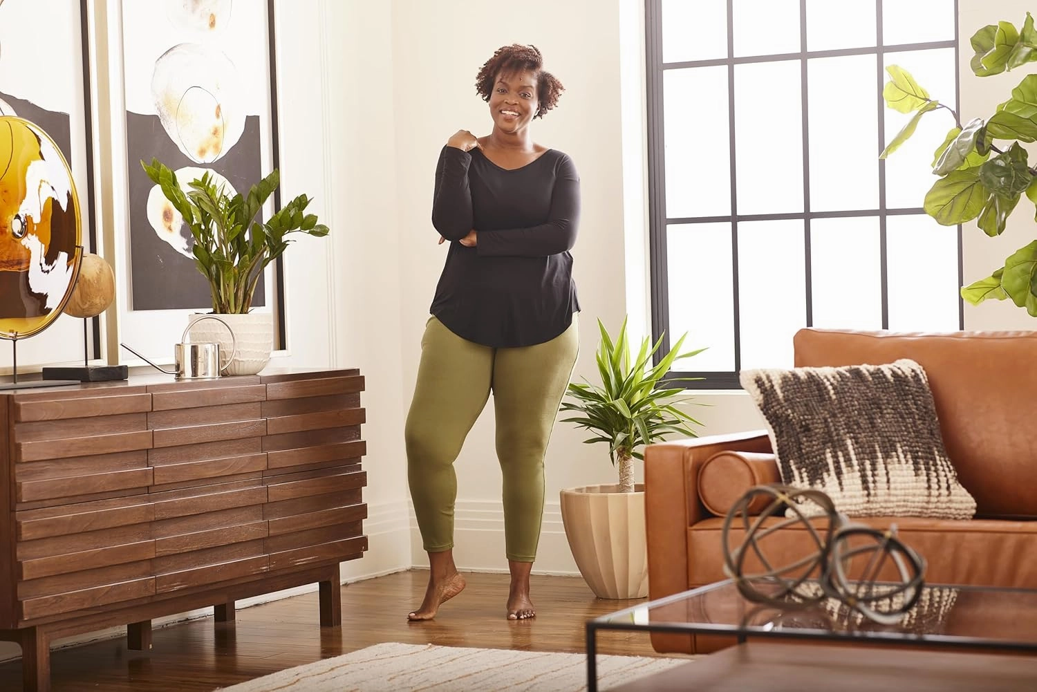 No Nonsense Women's Classic Denim Capri Leggings with Pockets, Comfortable Stretch Pull on Pants