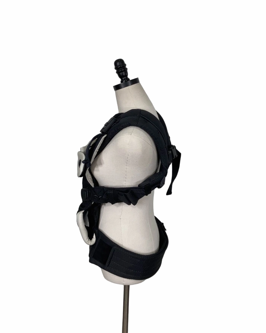 Nuna Cudl Baby Carrier, Cavier