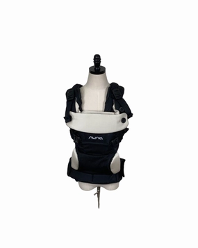 Nuna Cudl Baby Carrier, Cavier