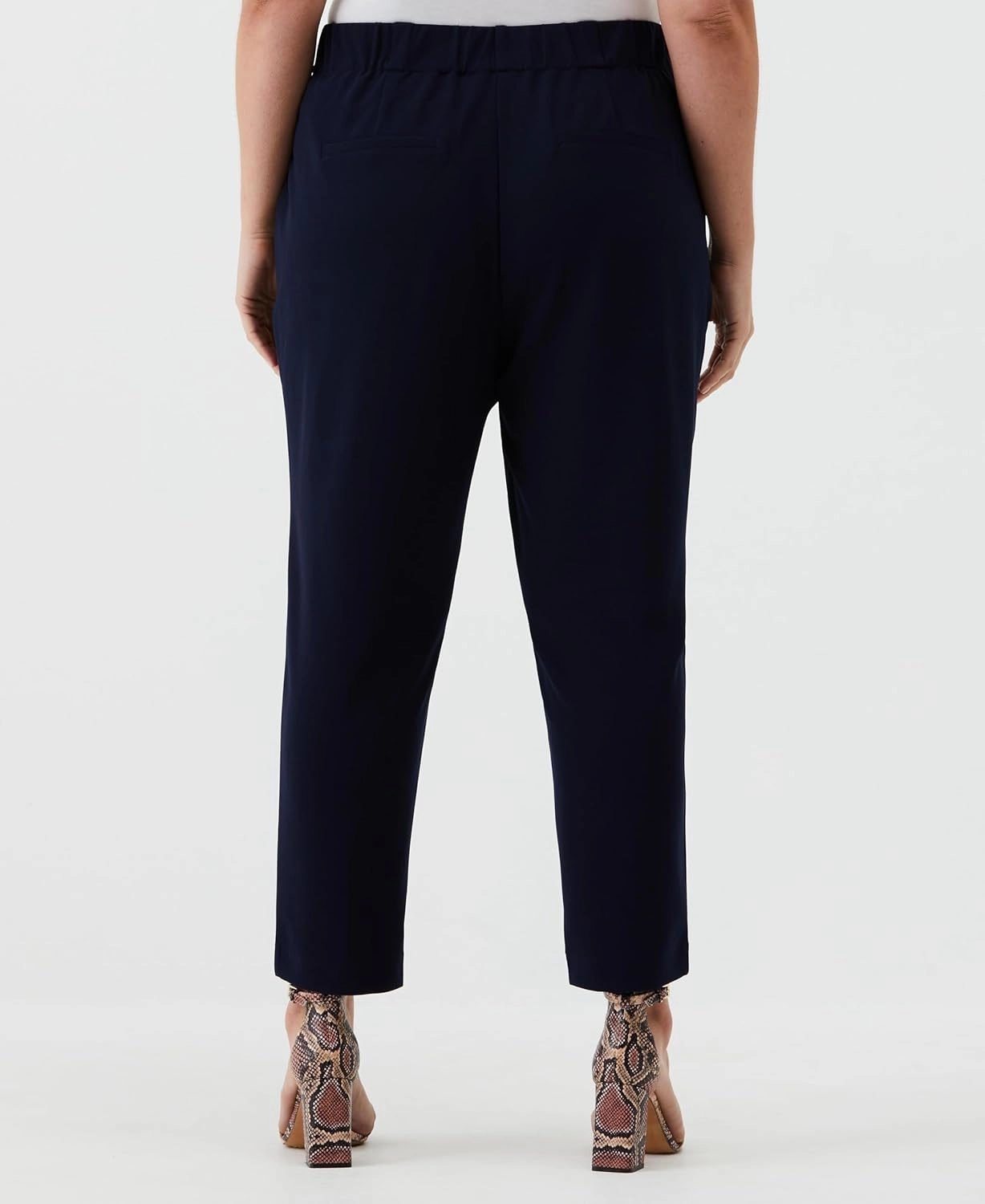 Rafaella Women's 27" Plus Size Easy Pull-on Pants with Stretch Crepe Fabric, Straight Leg Classic Fit, Cropped Work Slacks