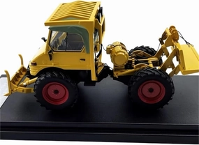 Scale Model 1/32 for Mercedes-Benz Uniknick Resin Agricultural Machinery Tractor Model Toy Collection Coupe Simulation