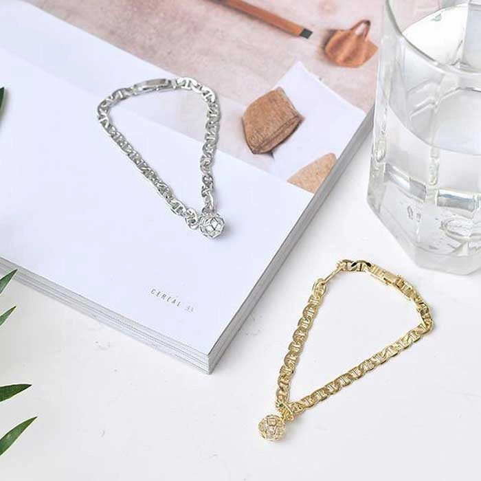 Simple fashion ball ball bracelet