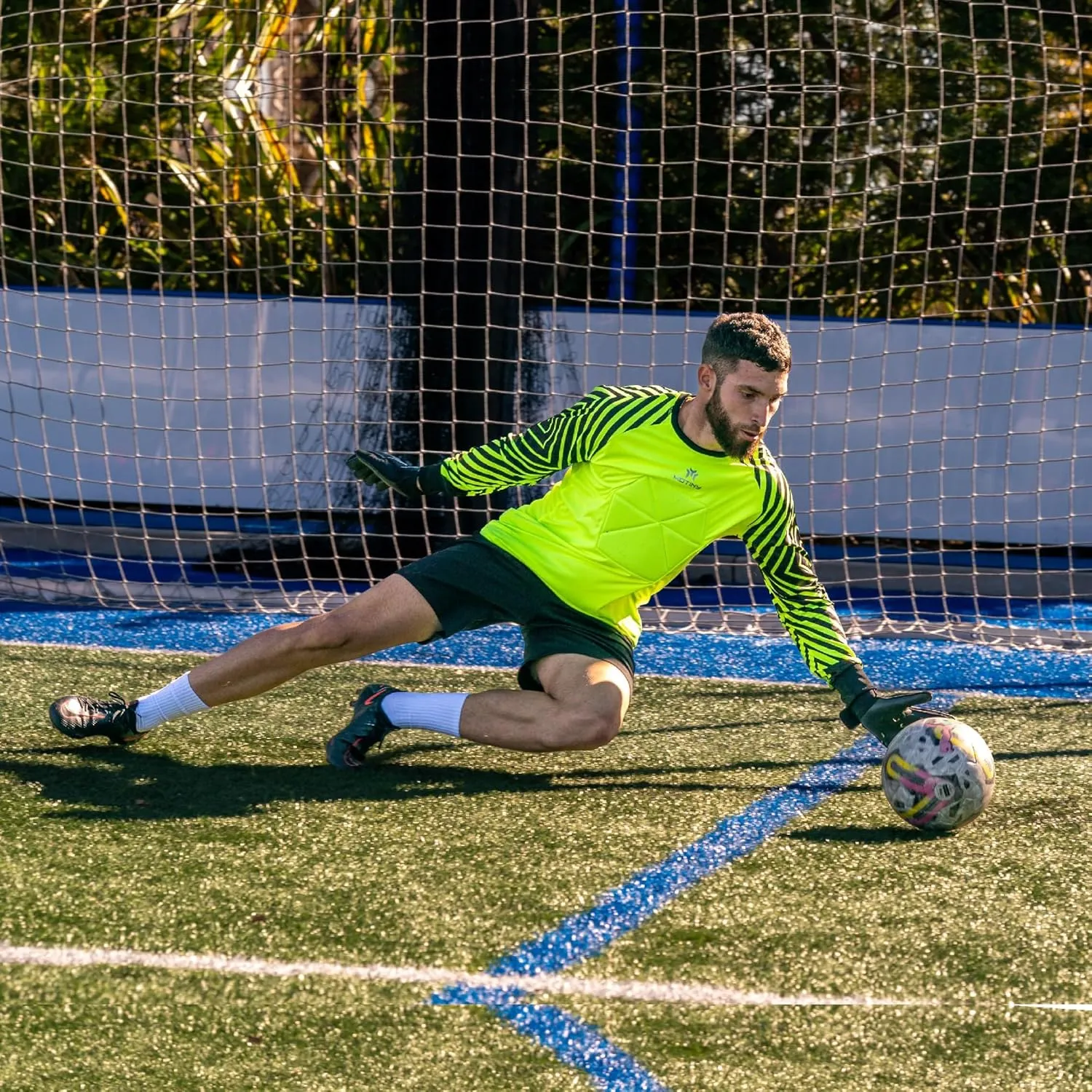 Soccer Goalie Jersey - Pro Series - Chest & Elbow Padded - Quick-Dry Fabric - Ergonomic Fit - Enhanced Durability