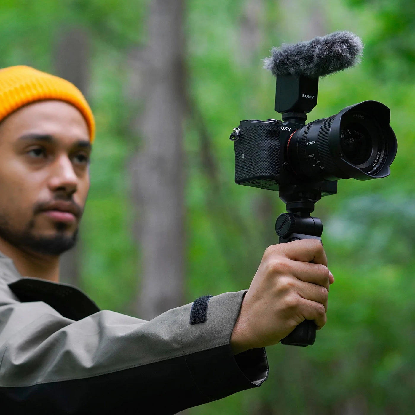 Sony Alpha 7C Compact Full-Frame Camera (ILCE-7CL) | 24.2 MP Mirrorless Camera, 10 FPS, 4K/30p, With An FE 28–60mm F4–5.6 Lens
