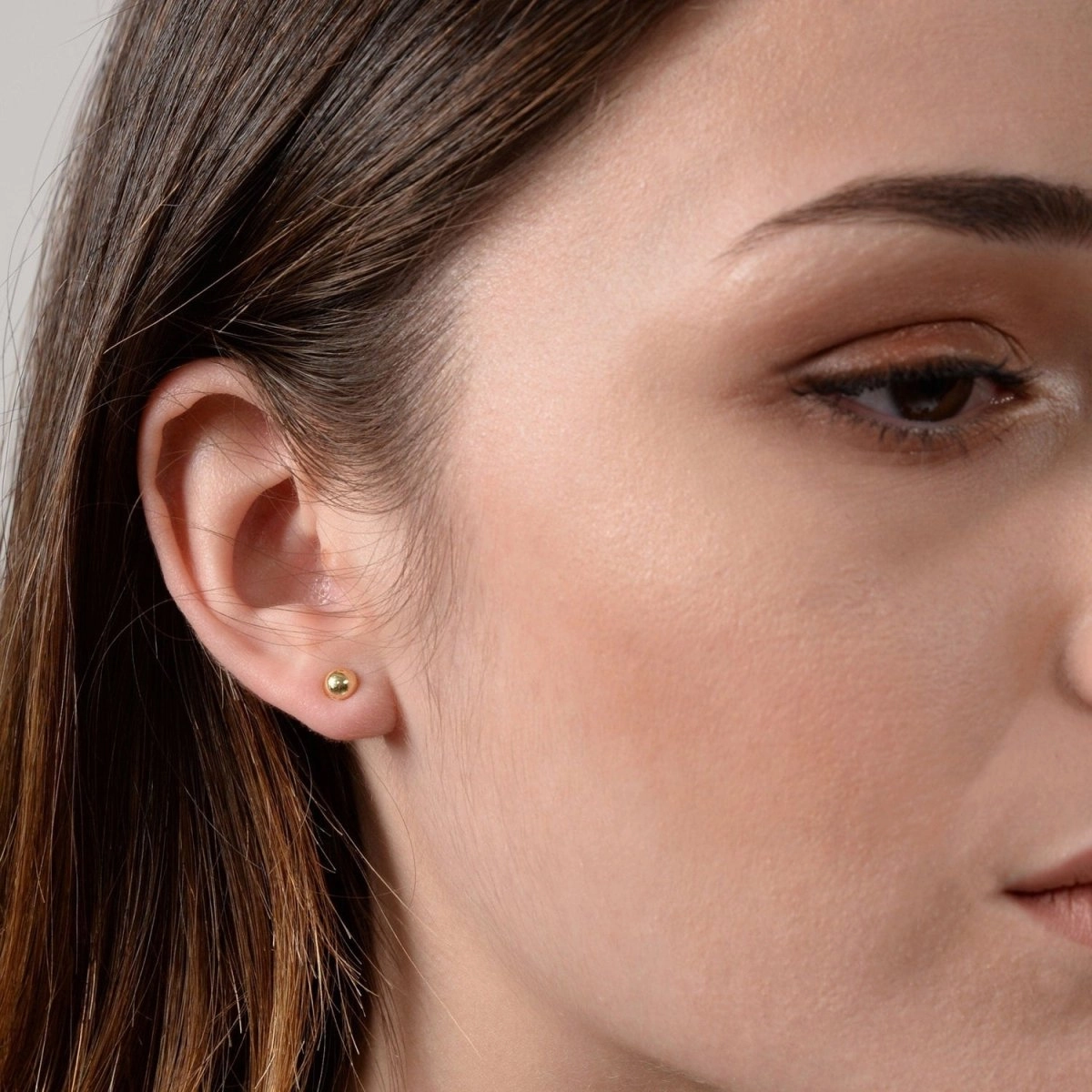 Sphere Stud Earrings (single)