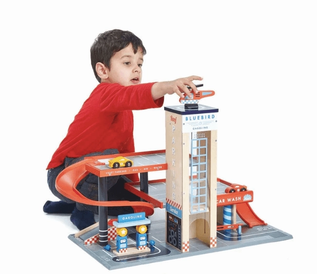 Tender Leaf Toys | Service Station