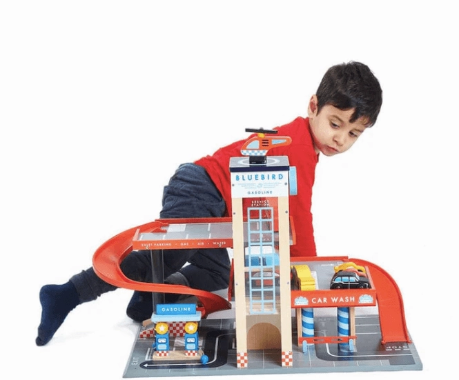 Tender Leaf Toys | Service Station