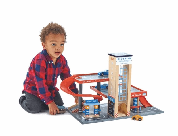 Tender Leaf Toys | Service Station