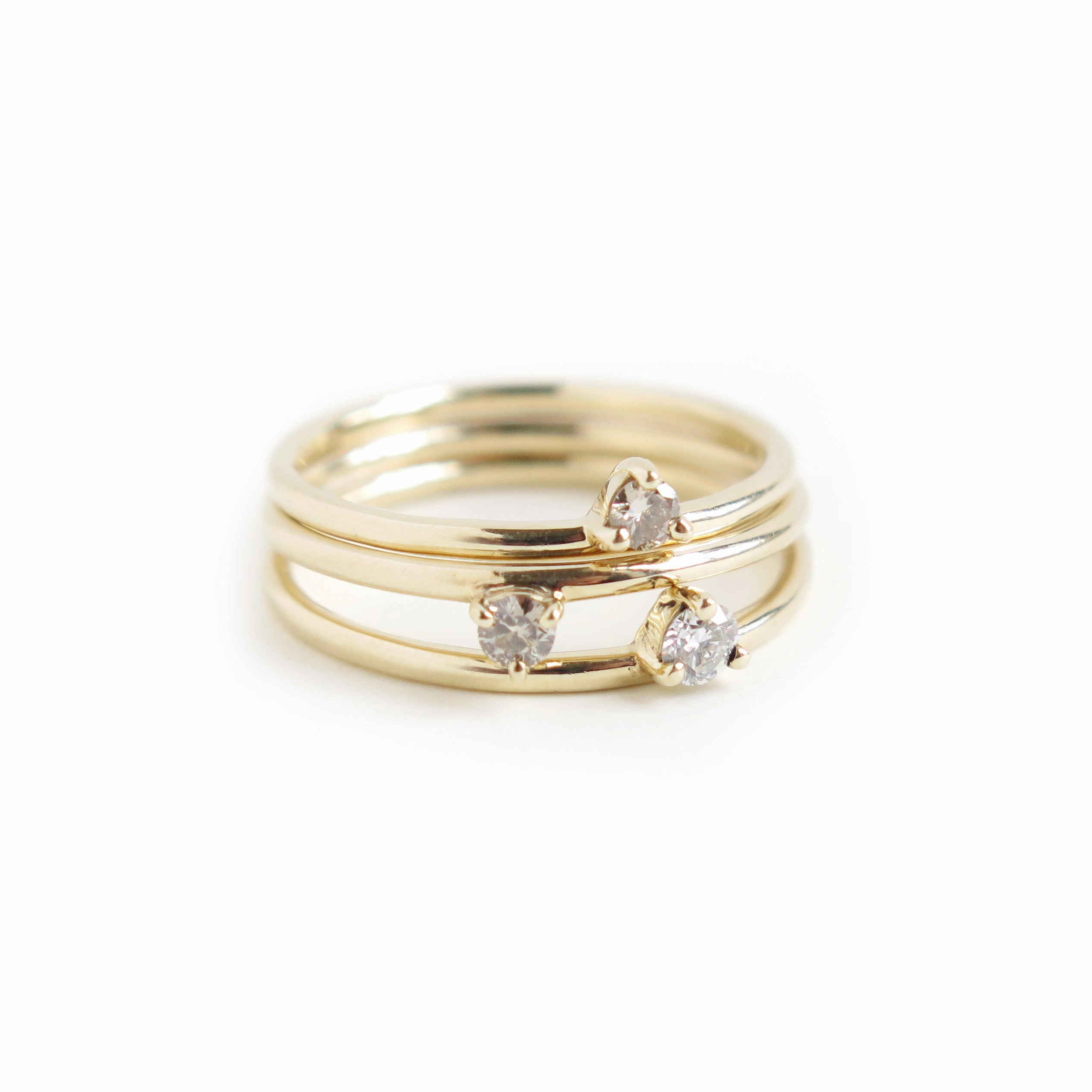 Three Claw Mini White Diamond Ring in Yellow Gold