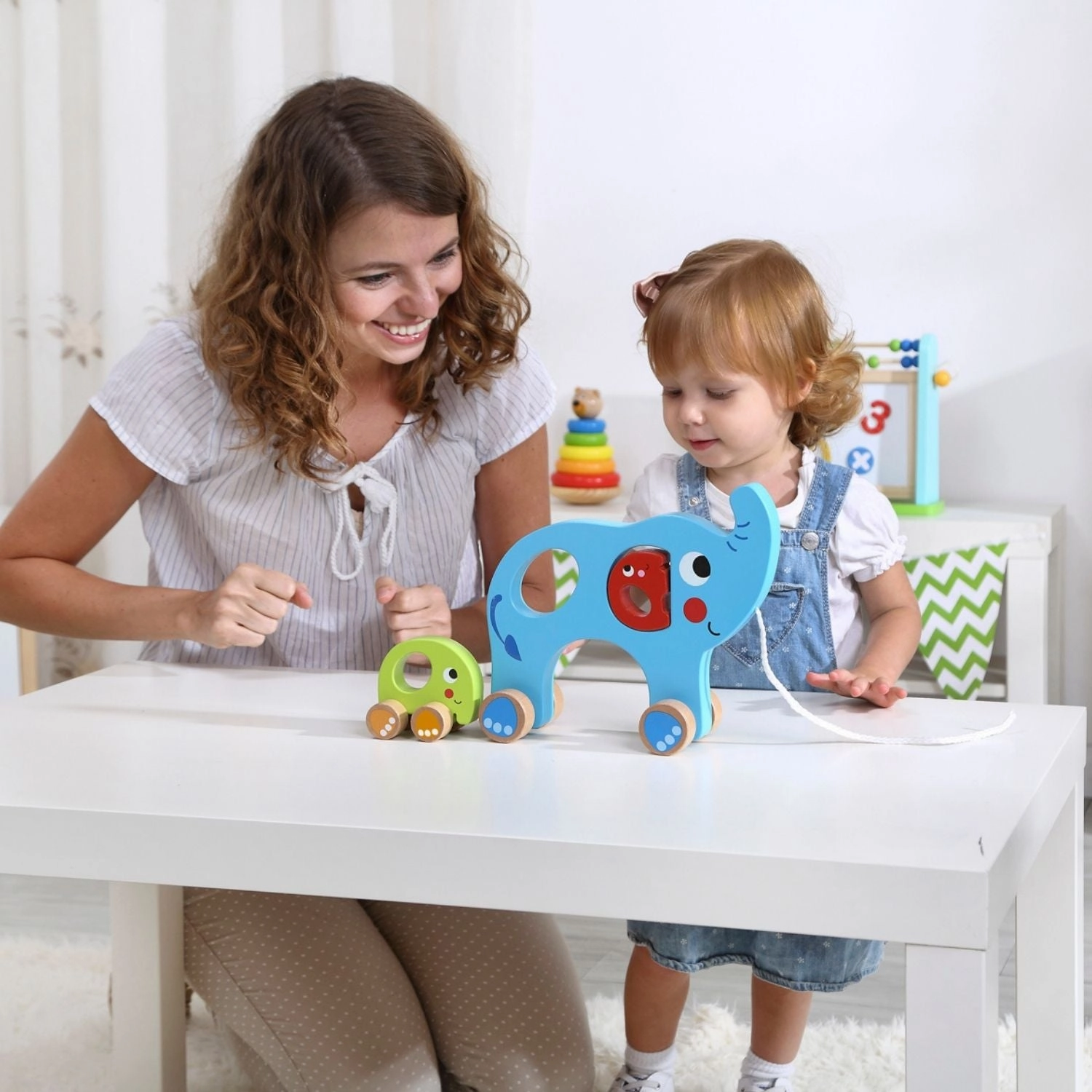 TookyToy Pull Along Elephant Family