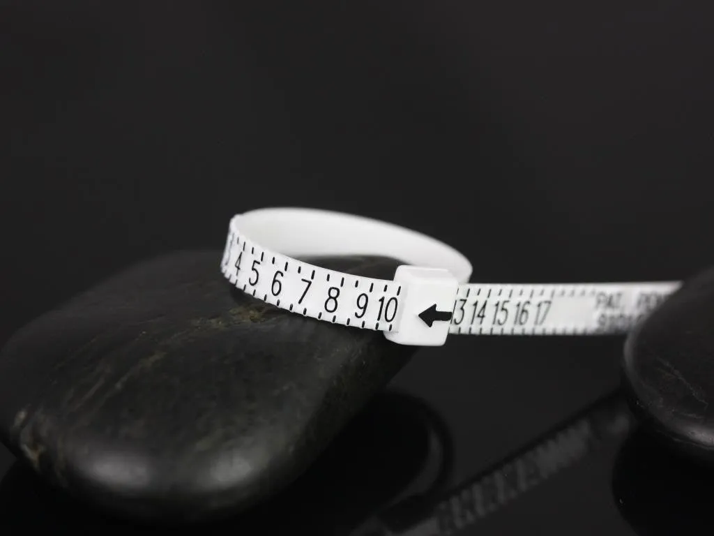 Travel Size Adjustable Ring Sizer