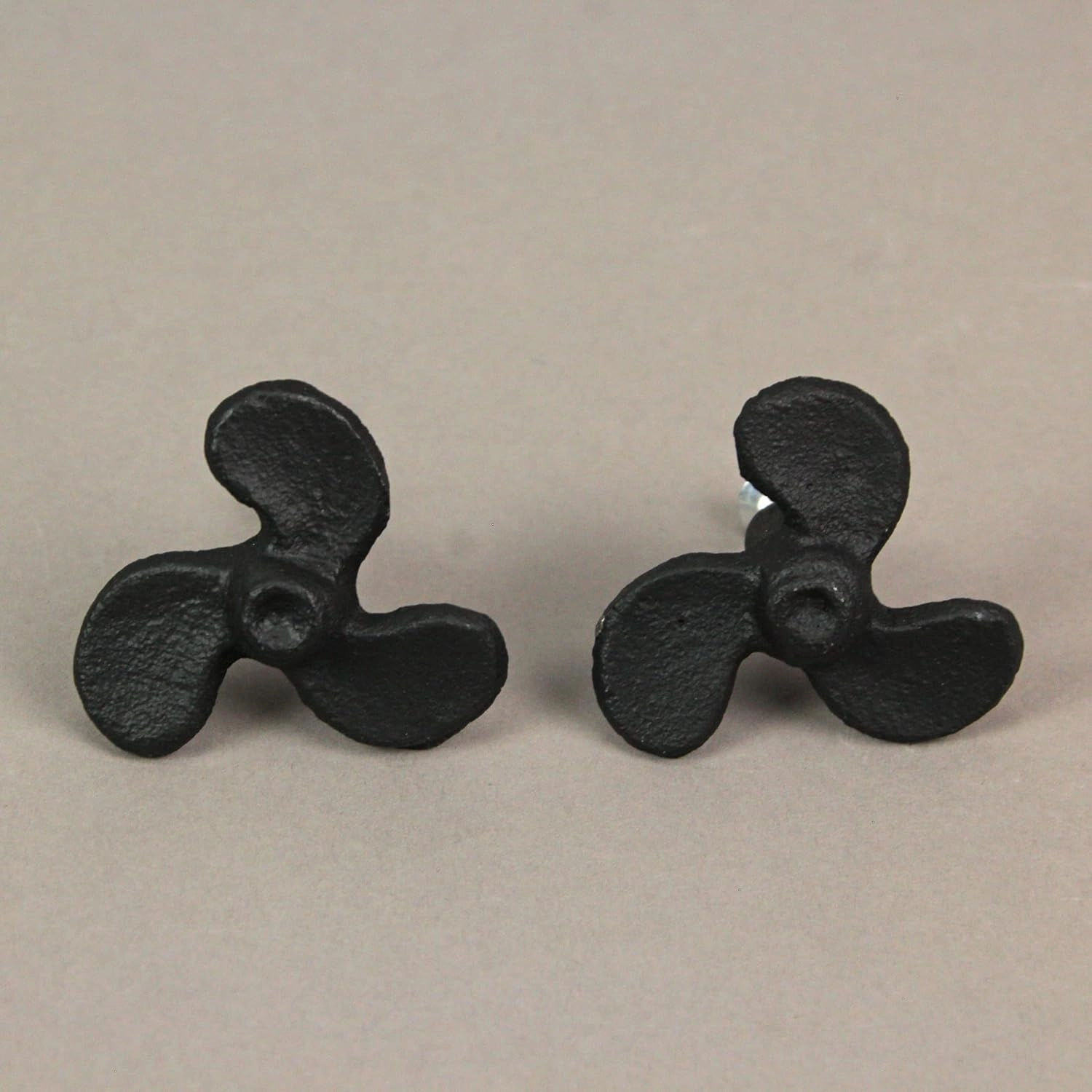 Zeckos Set of 6 Rustic Black Cast Iron Boat Propeller Drawer Pulls - Nautical Decor with Weathered Charm - 1.75 Inches in Diameter, Perfect for Cabinets and End Tables